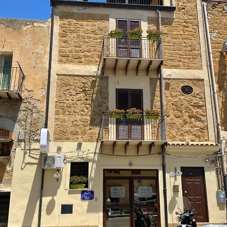 Casa de hóspedes Rabate 3*